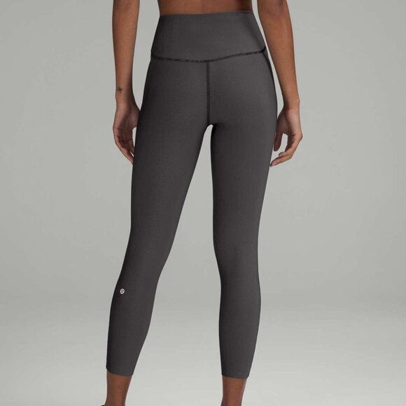 NWT Lululemon Base Pace High Rise Tight 25" Two-Tone Ribbed, 6, Black/Gull Grey - Picture 4 of 8